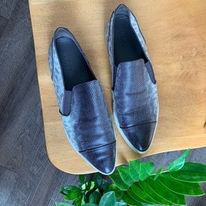 VINCE pointed toe platform sneakers